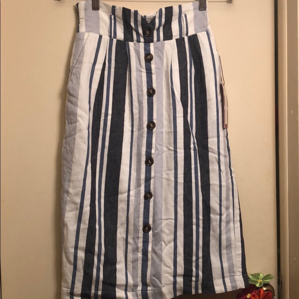 SPRING SKIRT